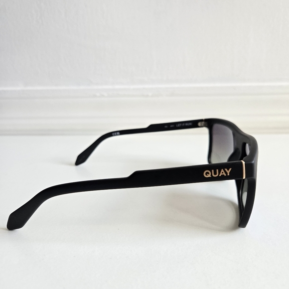 New Quay Level Up Matte Black Frame / Navy Polarized Lens Sunglasses Unisex NWOT - Picture 7 of 11